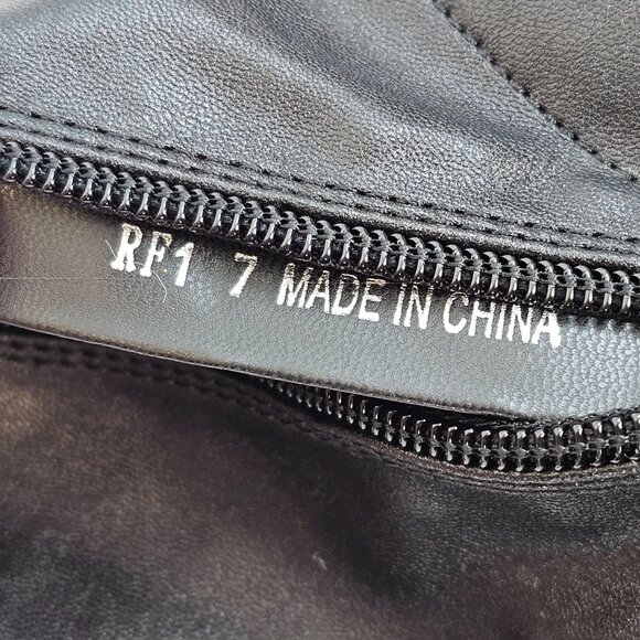 Pretty Little Things Black Leather Women's 7 Square Toe Calf Heeled Sock Boots - Picture 16 of 16